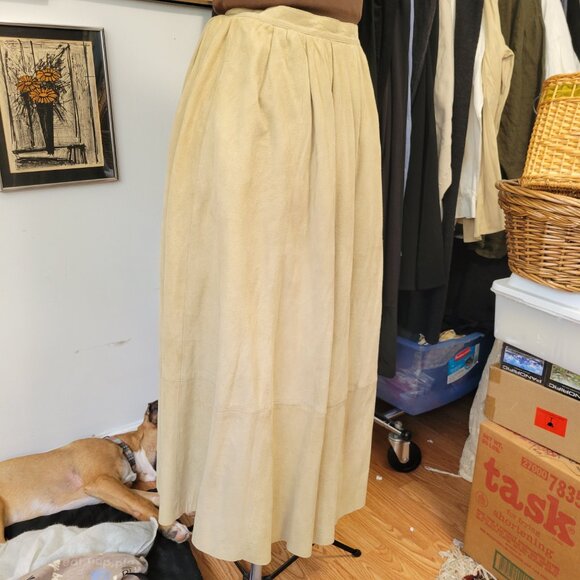 Vintage 90's Anne Klein II Real Suede Gathered Full Skirt Size Small - Picture 2 of 9